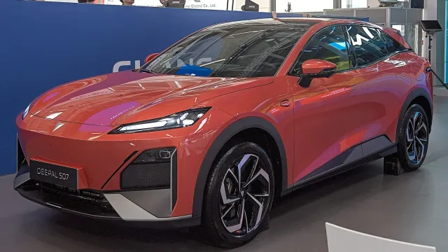 Changan Deepal S07 en vista exterior